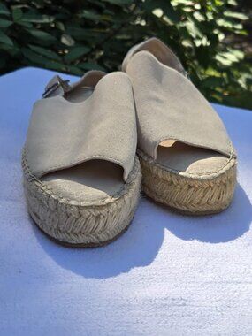 J/Slides NYC Beige Leather Espadrille Platform Sandals Size 9